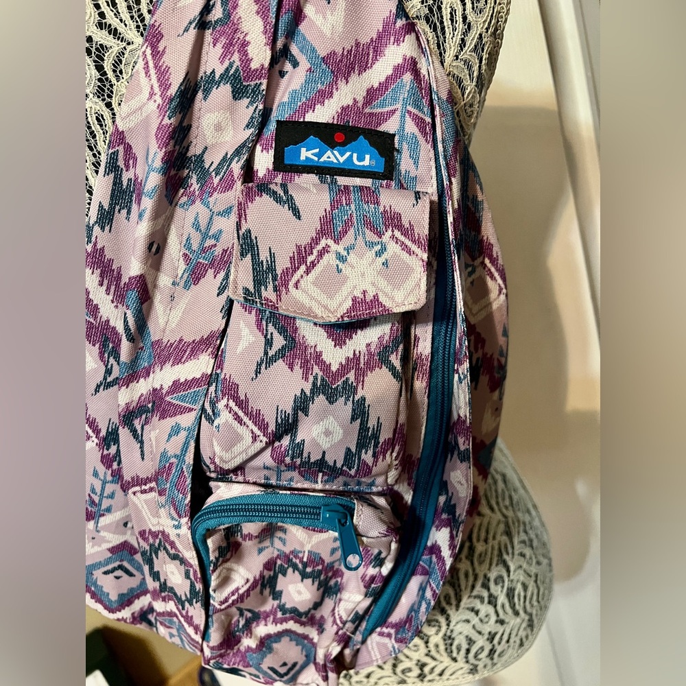 KAVU Geometric Sling Bag in Pink and Blue - Picture 2 of 6